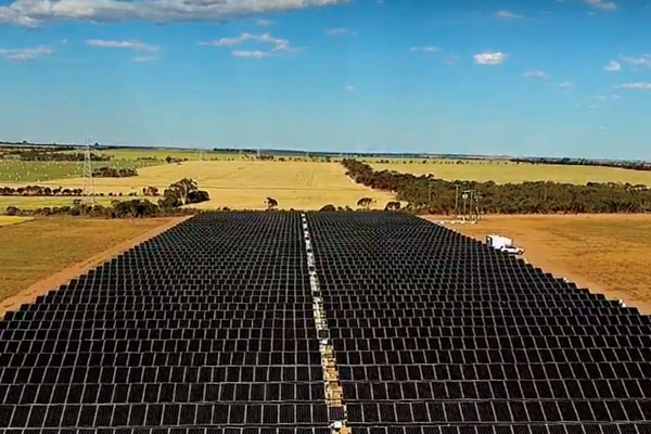 Proyecto de central fotovoltaica de Australia